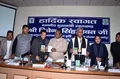 Uttarakhand Distributes Mandua Thresher, Spray Machines & Small Agricultural Implements to Farmers