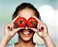 Use Tomato Face Mask & Get Radiant Skin During Winters!