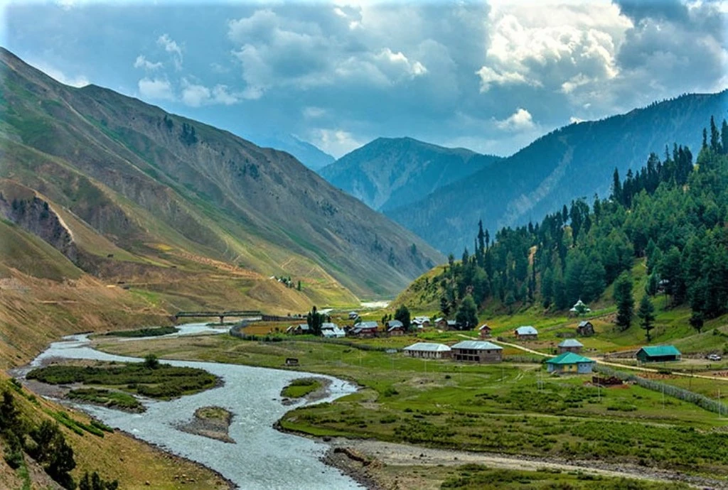 10 Most Beautiful, Unexplored Travel Destinations To Visit In 2022 - Krishi Jagran 2 Gurez Valley, Kashmir